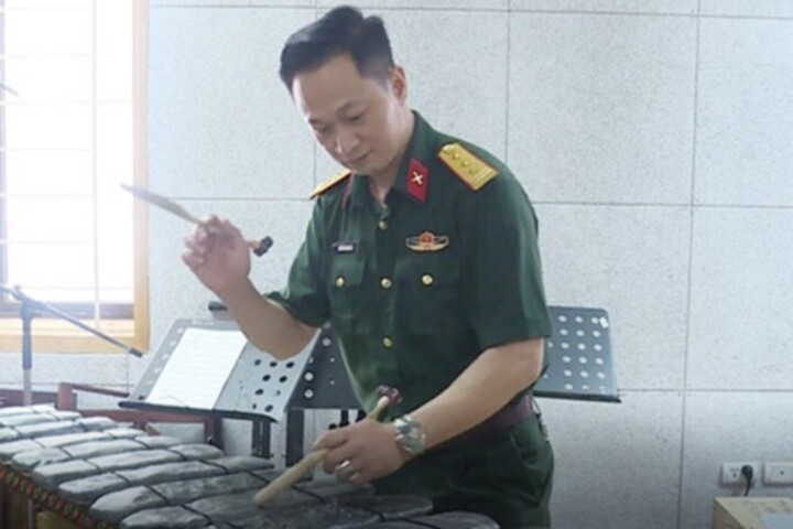 NSND Nguyễn Xuân Bắc hiện mang quân hàm Đại tá và là Phó hiệu trưởng của Trường Đại học Văn hóa Nghệ thuật Quân đội.