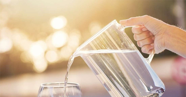 Người đàn ông ở Hà Nội uống hơn 10 lít nước mỗi ngày