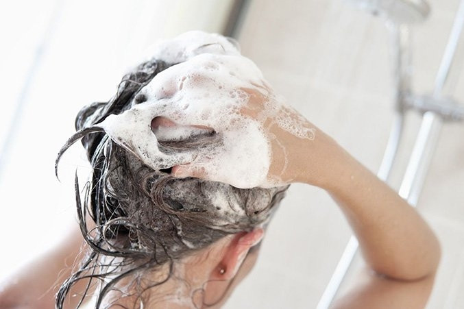 Thu hồi ngay 3 loại dầu gội đầu, dung dịch vệ sinh là hàng giả