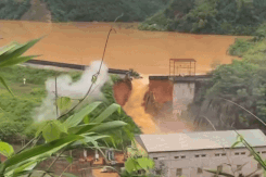 Vỡ đập thủy điện ở Lạng Sơn