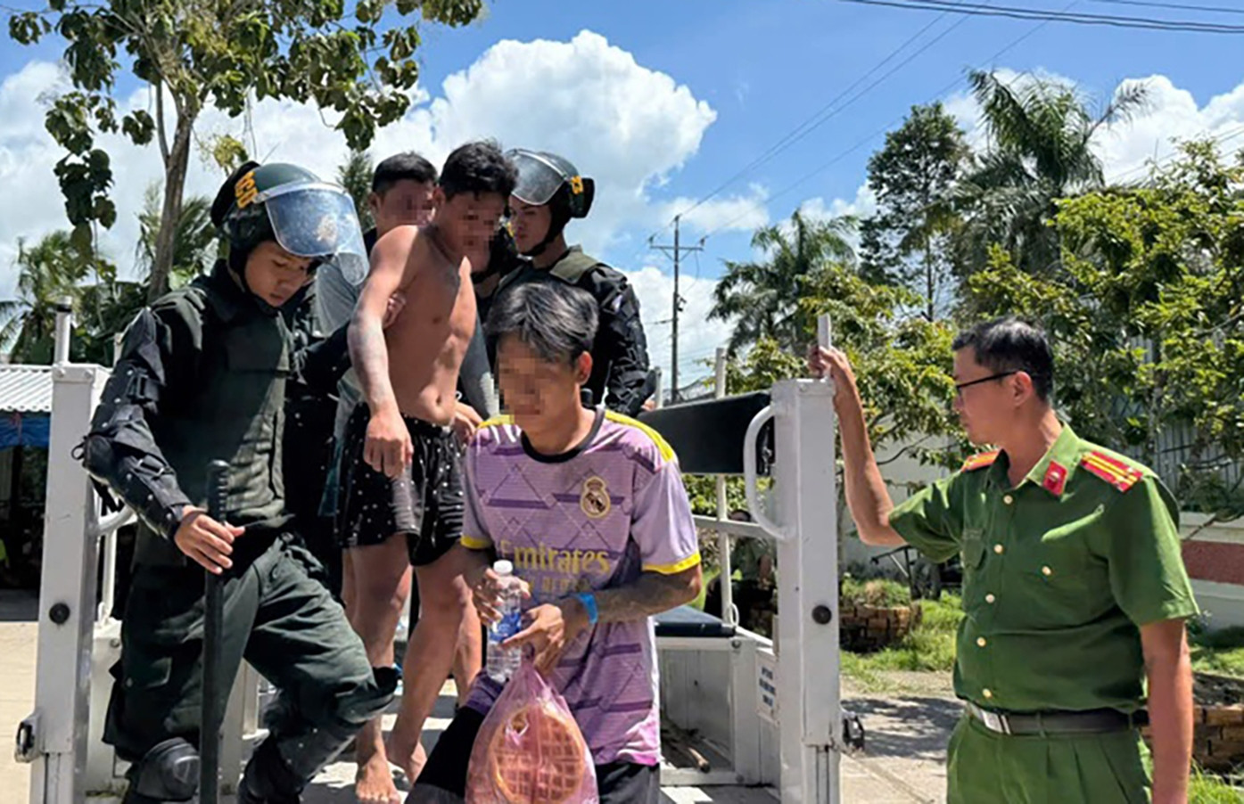 Vụ học viên tấn công cán bộ, bỏ trốn khỏi trại cai nghiện: Tạm giữ 9 đối tượng cầm đầu