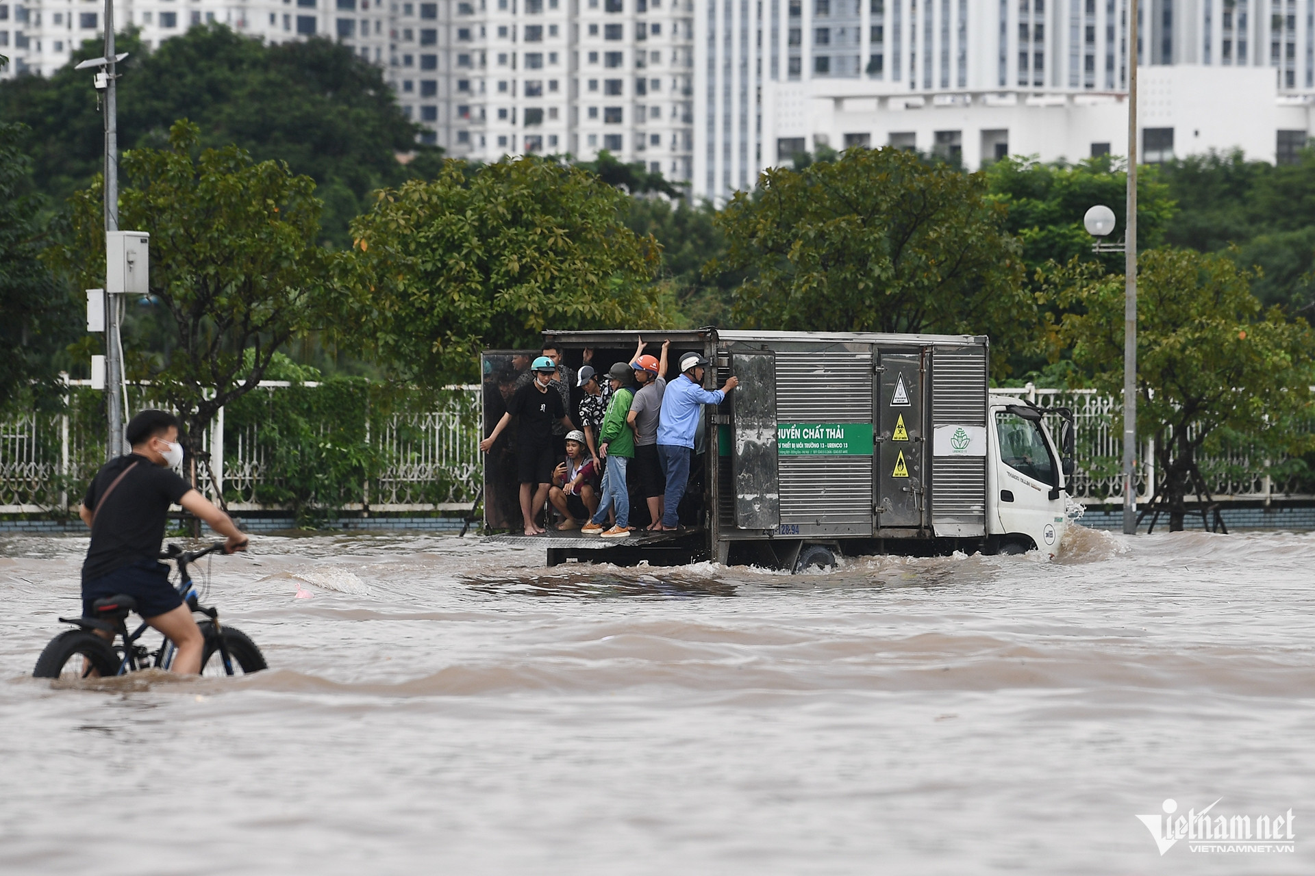 W-mua ngap_11.JPG.jpg