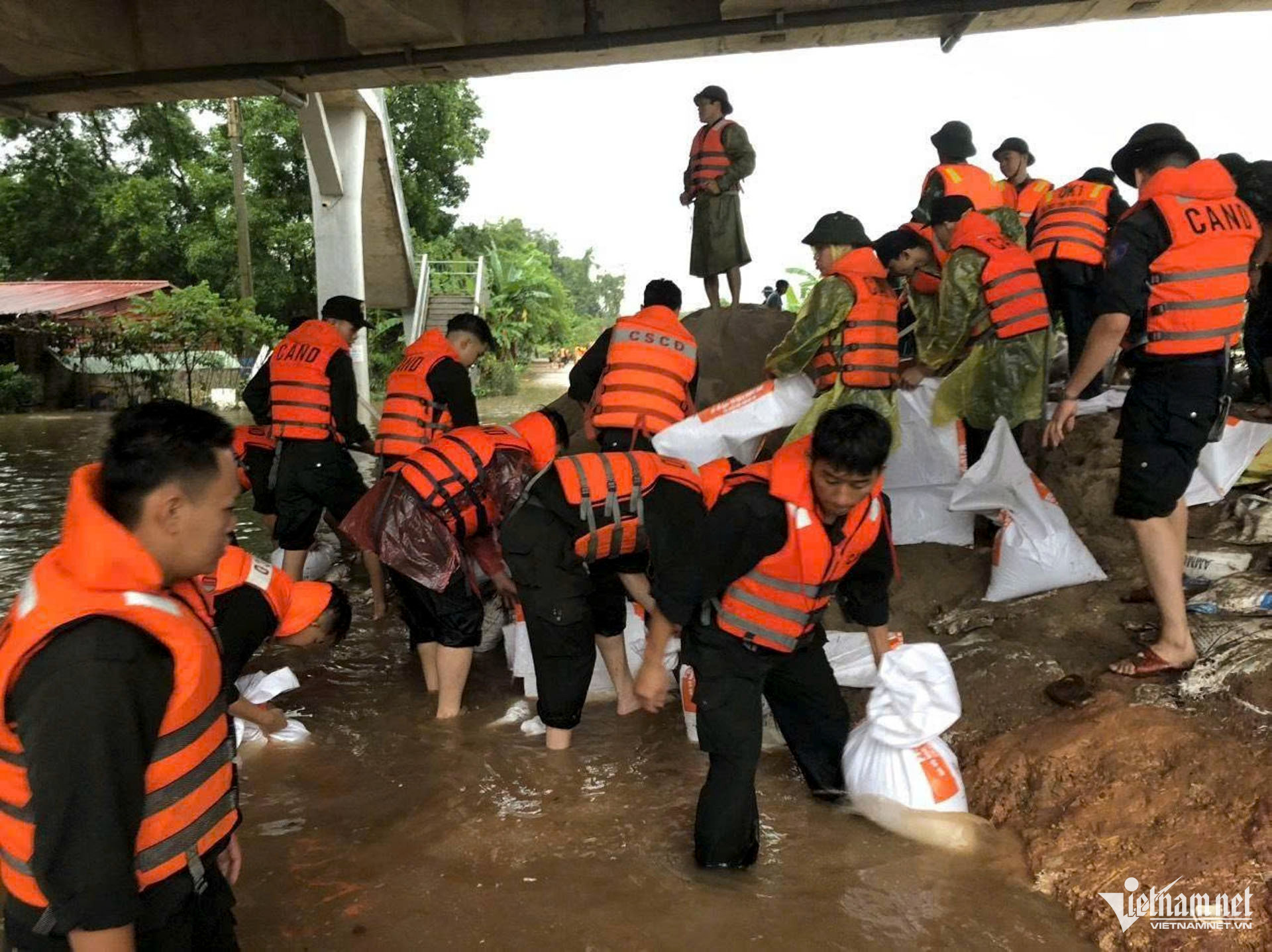 W-sạt lở thái nguyên_5.JPG.jpg