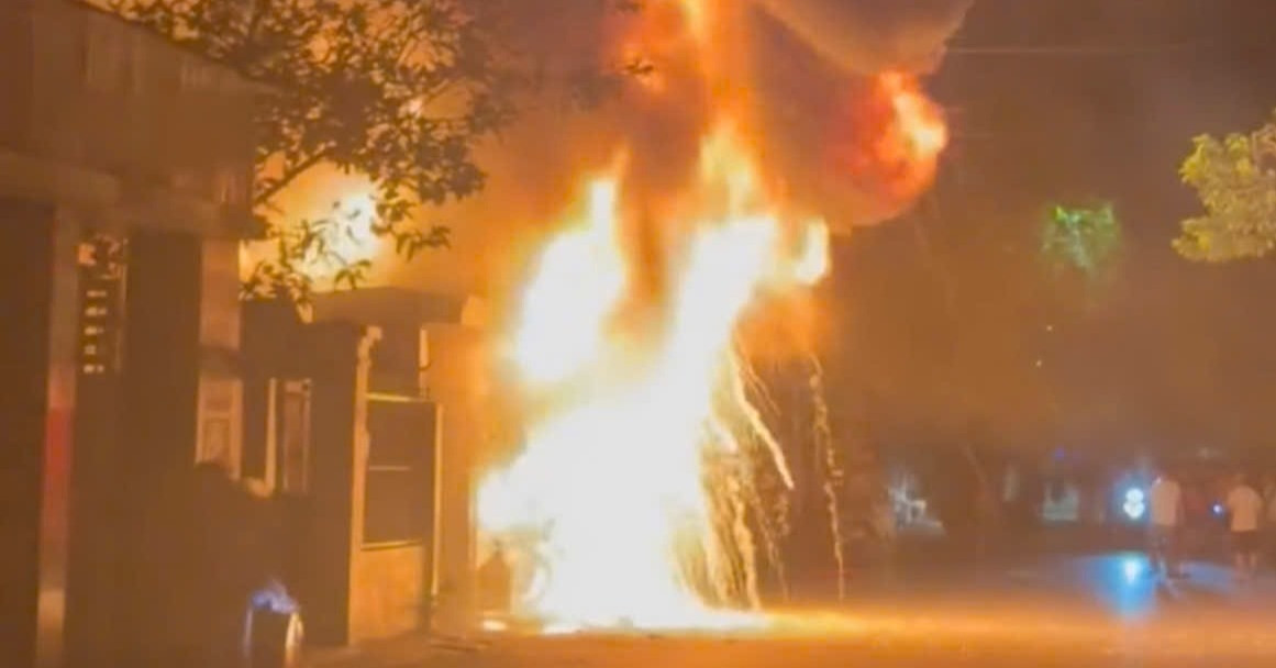 Cháy lớn ở cửa hàng quần áo, ông chủ 22 tuổi tử vong thương tâm