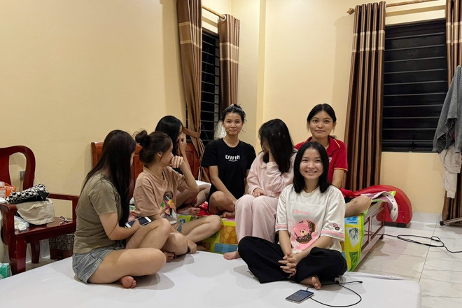 Chủ nhà nghỉ ở Thái Nguyên mở 40 phòng đón trăm người vào tránh ngập