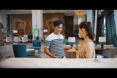 'Gió ngang khoảng trời xanh' tập 27: Đăng bí mật tặng quà cho Linh ở khách sạn