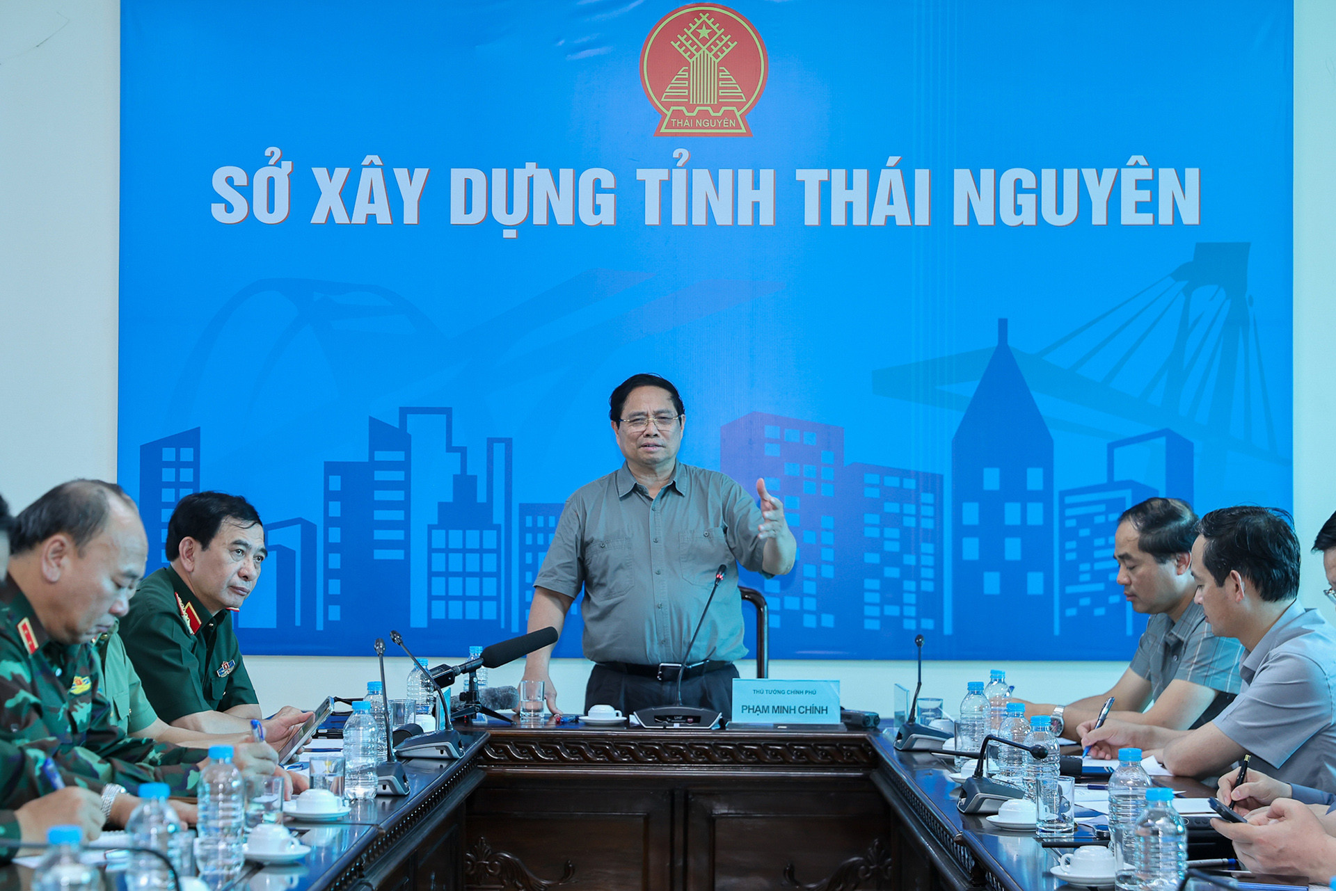 img2399 17599092772841458784889.jpg