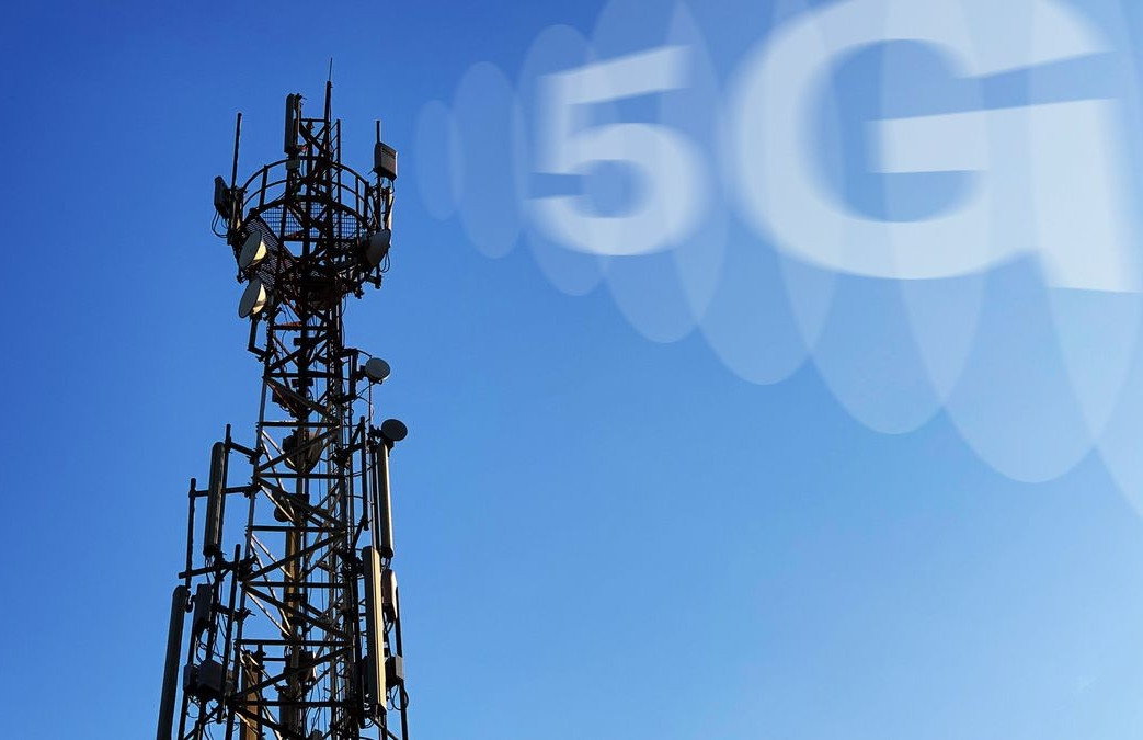 Lý do băng tần mid-band là 'vũ khí chiến lược' của nhà mạng trong cuộc đua 5G