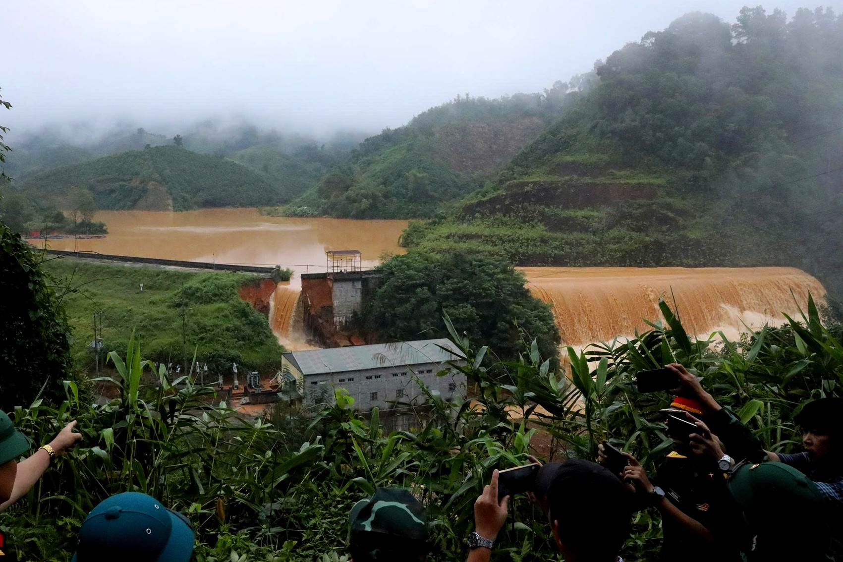 Hiện trạng vỡ đập thuỷ điện ở Lạng Sơn