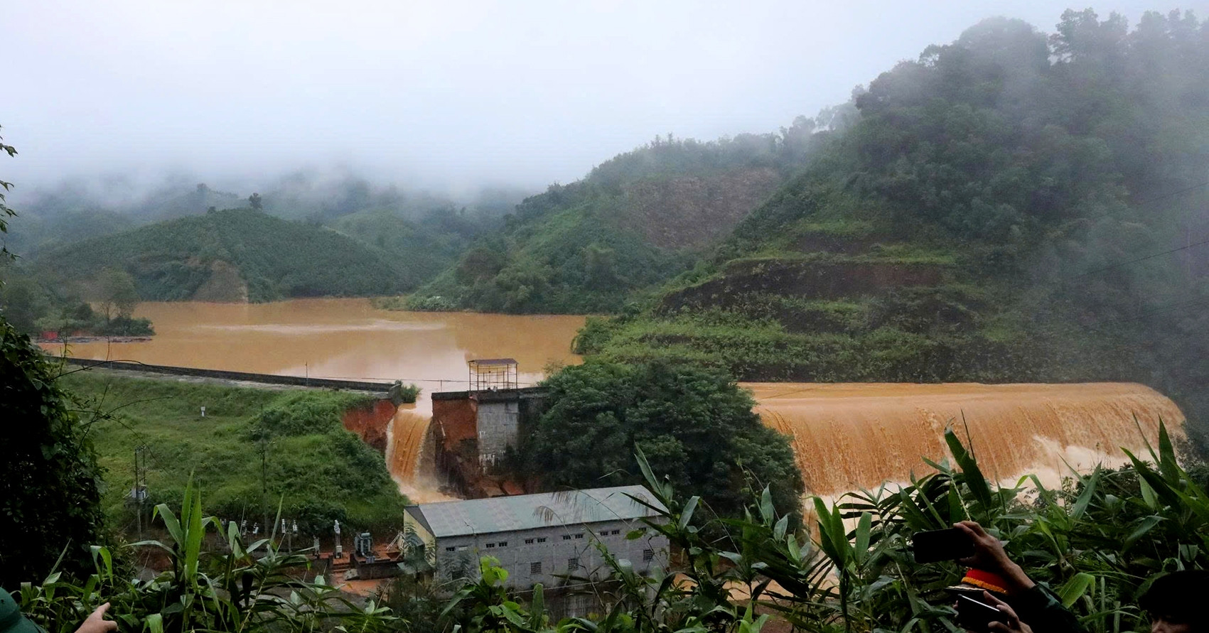 Hiện trạng vỡ đập thuỷ điện ở Lạng Sơn