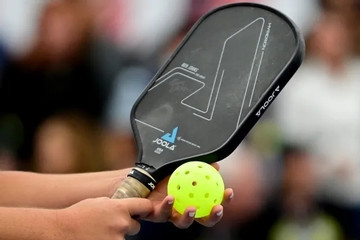 Người phụ nữ suýt tàn phế vì đánh pickleball quá chăm