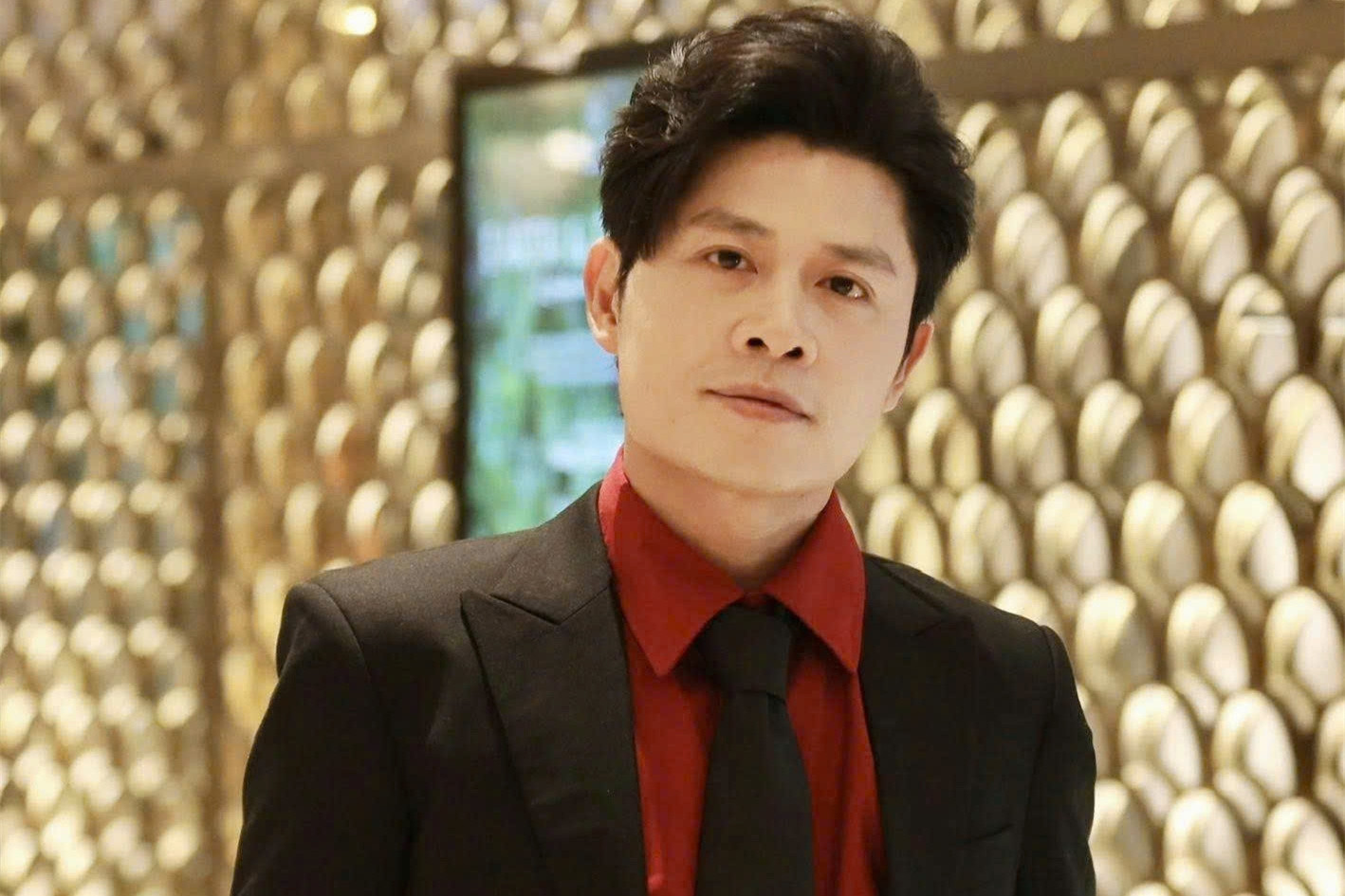 Nỗi đau giấu kín của 'nhạc sĩ tỷ view' Nguyễn Văn Chung