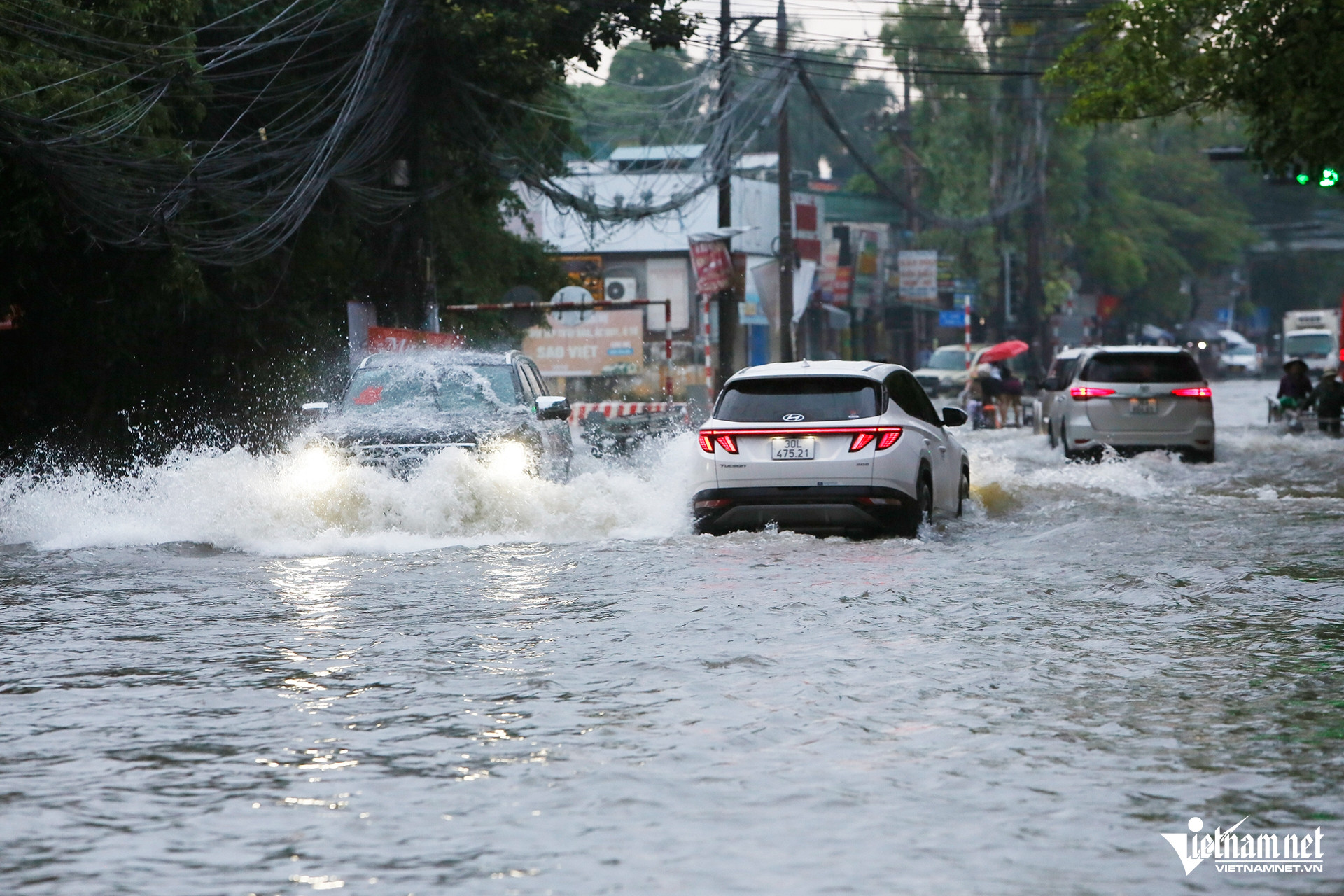 W-ngap sang 8:10.JPG.jpg