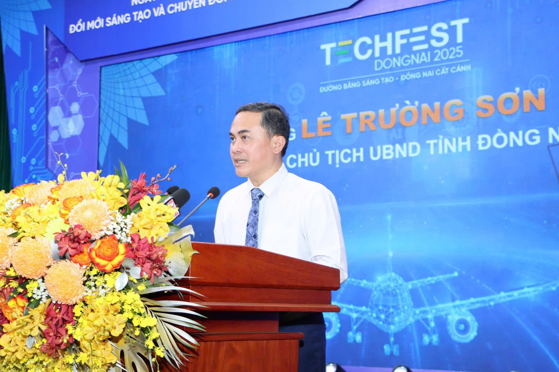 01 hoi thao Techfest.jpg