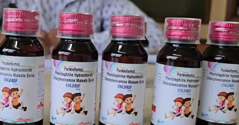 21 người tử vong sau khi uống siro ho, ông chủ hãng sản xuất bị bắt