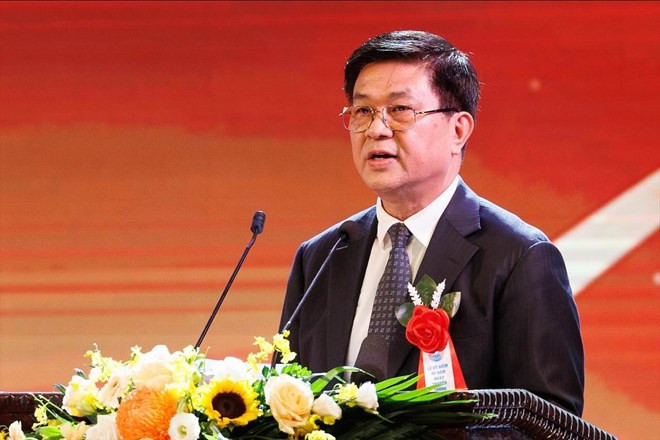 80 Nam Luat Su 9 2.jpg