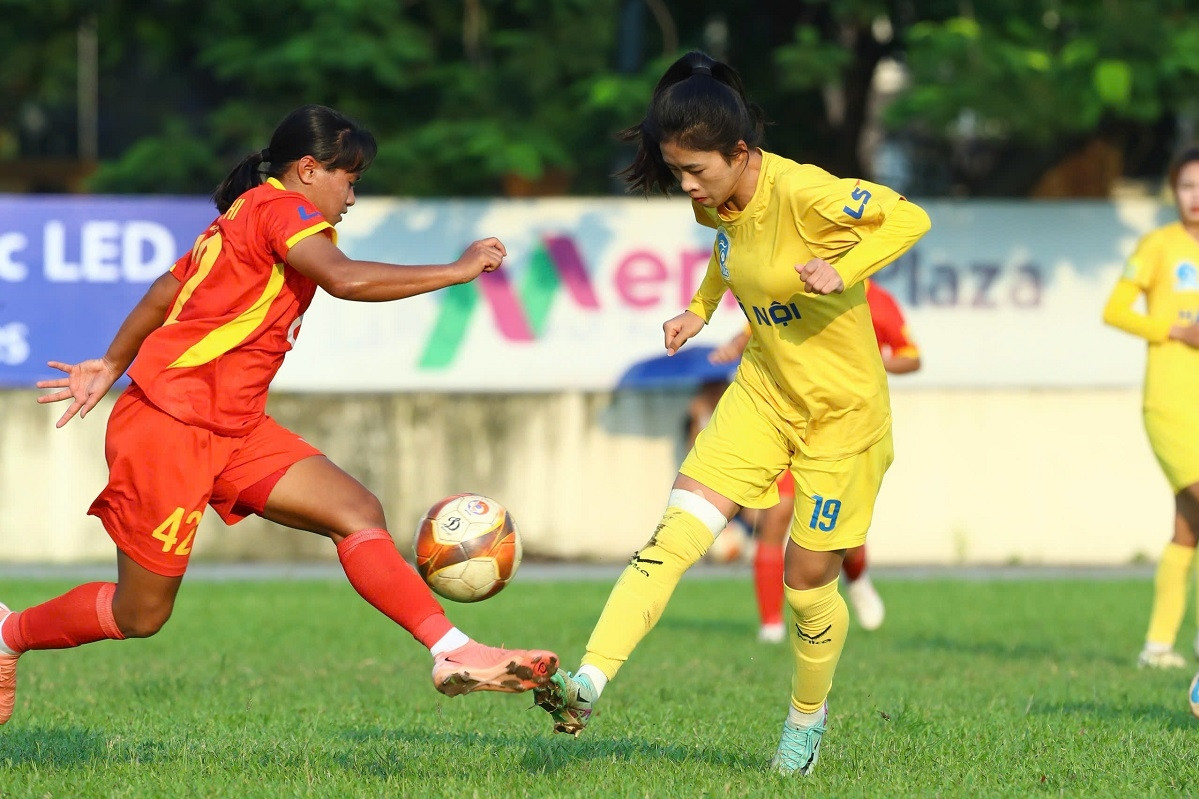 Nữ Hà Nội thắng ấn tượng, hẹn quyết đấu ngôi hậu với TPHCM I