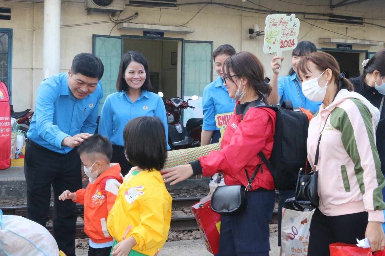 Cán bộ công đoàn nghỉ việc có được hưởng chế độ, chính sách theo Nghị định 178?