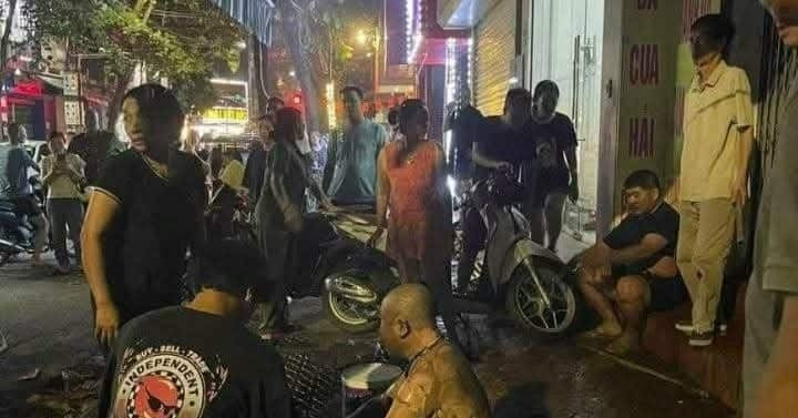 Ông chủ khoá trái cửa, đổ xăng đốt quán khiến 3 người ở Hải Phòng bị thương