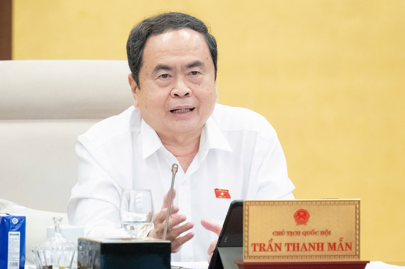 Chủ tịch Quốc hội: Khắc phục tình trạng 'nghiên cứu rồi để trong ngăn tủ'