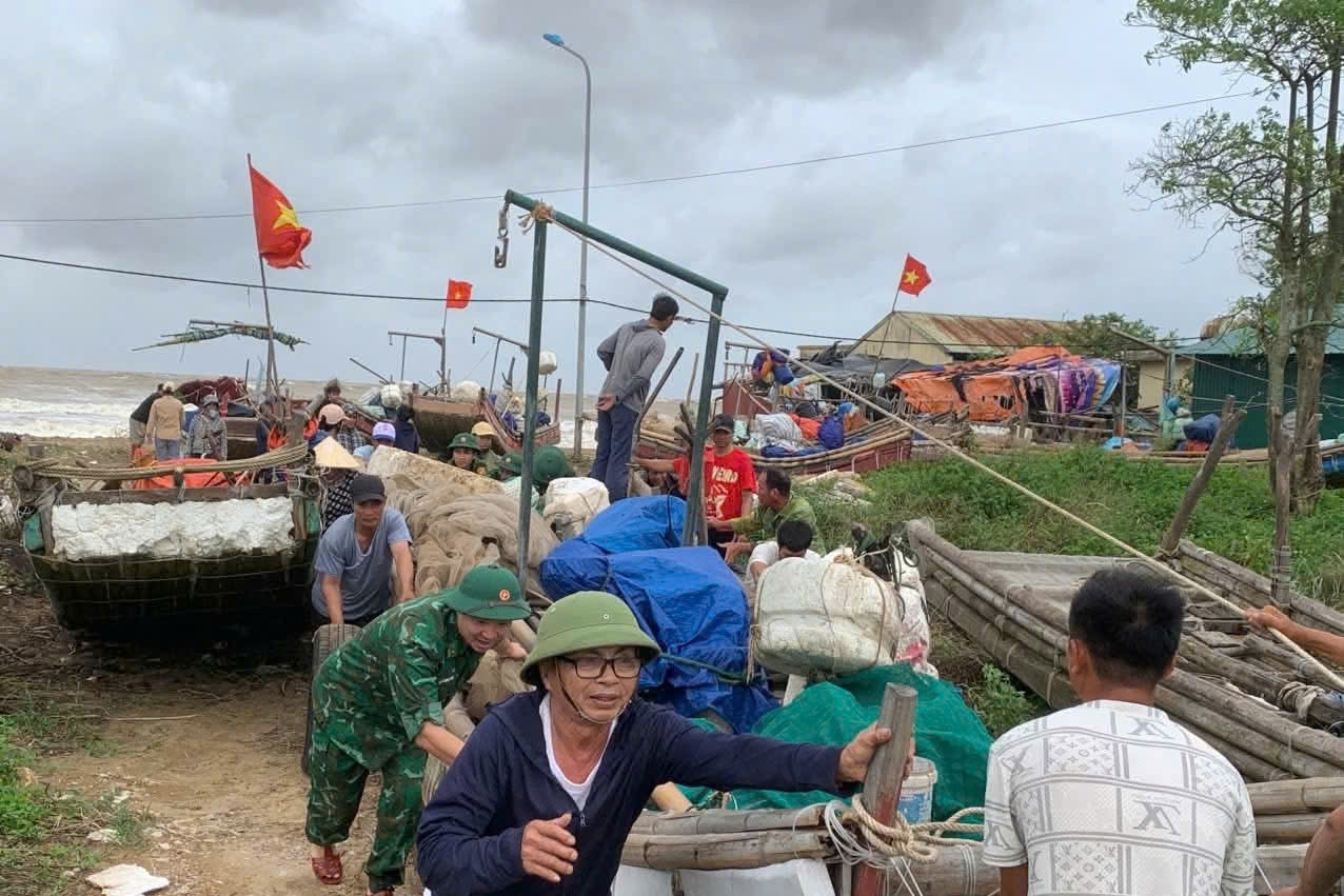 Đồng hành cùng ngư dân bám biển, bảo vệ chủ quyền biển đảo của Tổ quốc