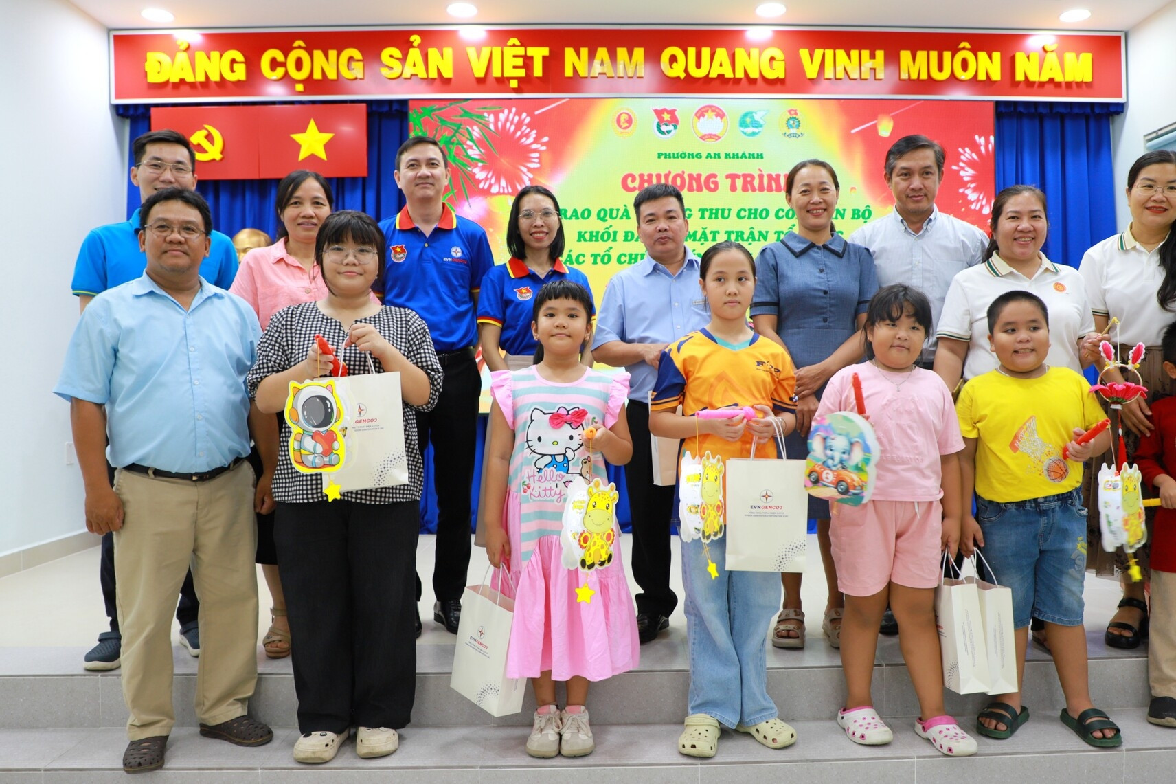 EVNGENCO3 mang Trung thu ấm áp đến trẻ em khó khăn