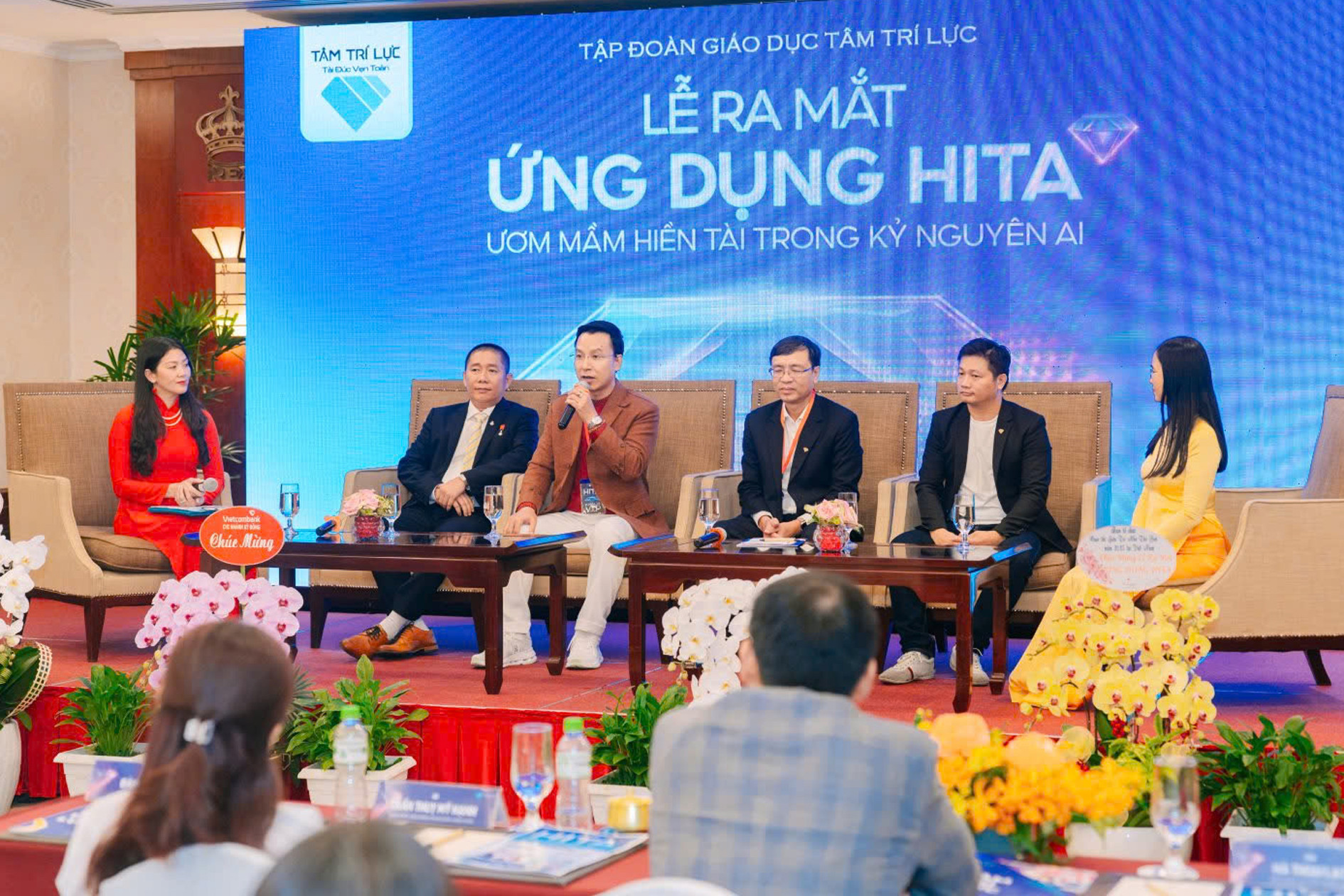 Hita app.jpg