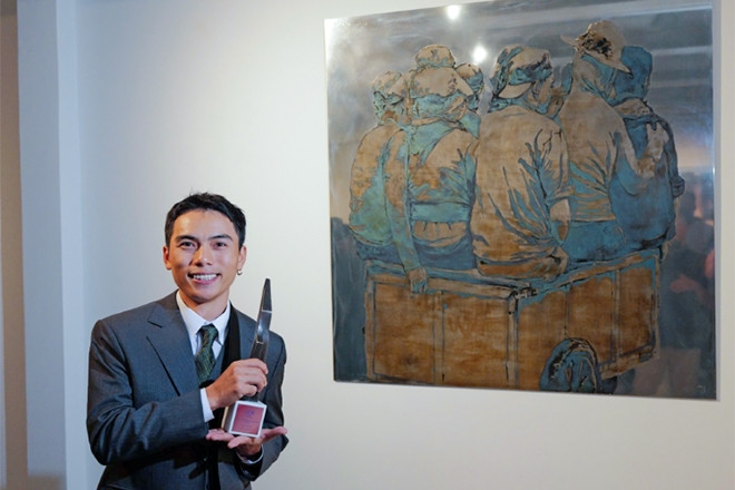 Họa sĩ 30 tuổi bất ngờ đoạt giải thưởng nửa tỷ đồng nhờ tranh sơn mài