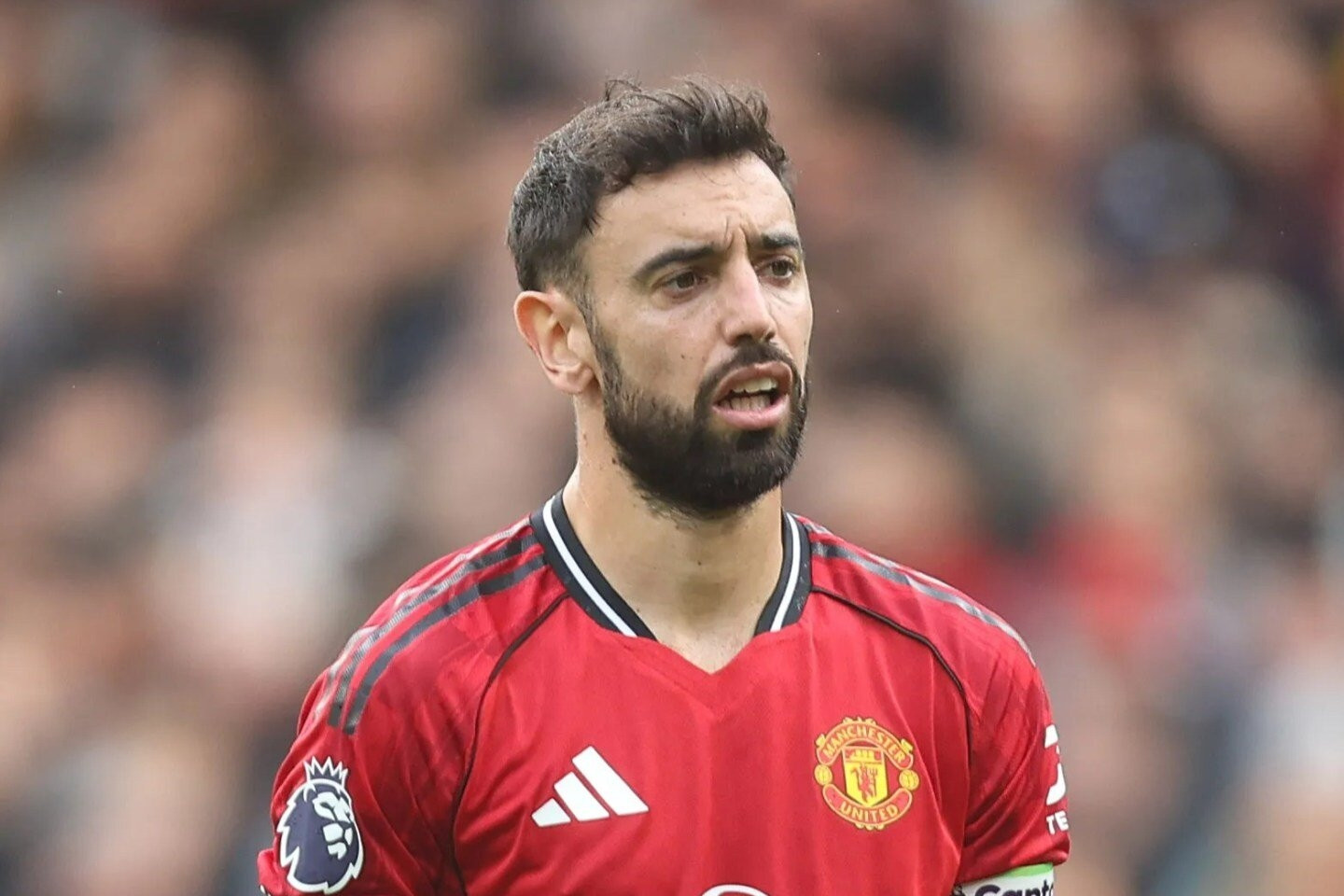 MU chuẩn bị rao bán Bruno Fernandes giá rẻ bất ngờ