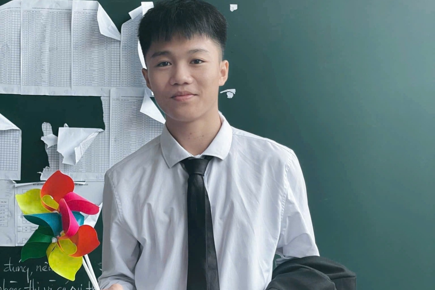 Nam sinh Nghệ An đạt 29 điểm, đỗ NV1 nhưng vẫn trượt đại học vì lý do không ngờ