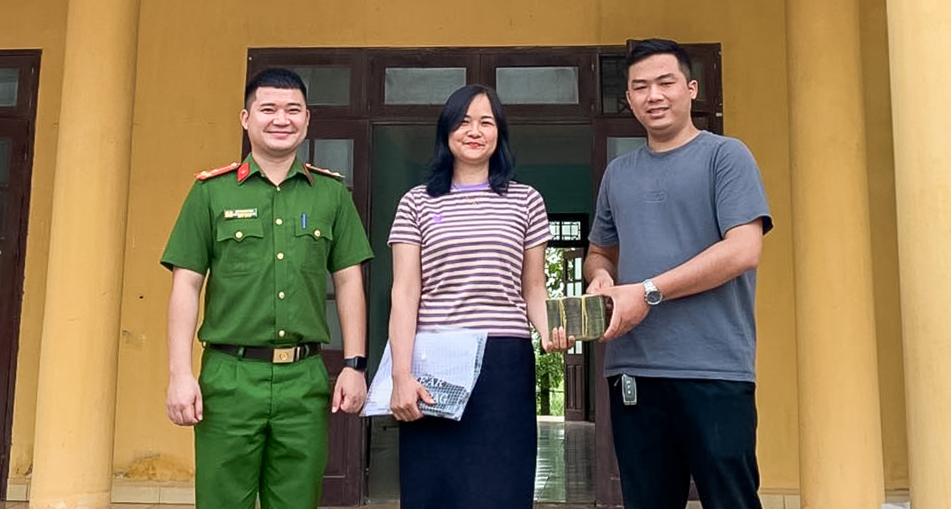 Người đàn ông ở Ninh Bình bất ngờ nhận hơn 1 tỷ đồng từ tài khoản lạ