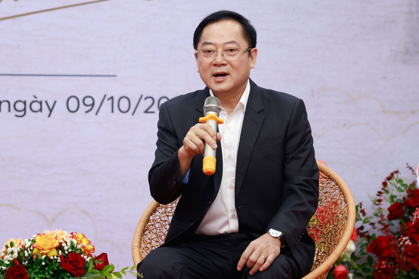 Nhà báo Lê Xuân Sơn ra mắt cùng lúc 3 cuốn sách