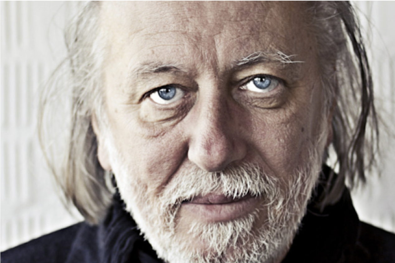 Tác giả 'Vũ điệu quỷ Satan' giành giải Nobel Văn chương 2025