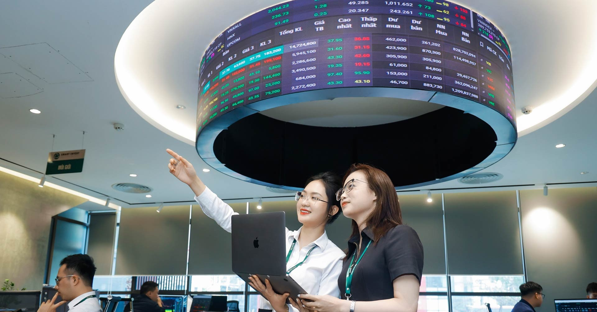 Thủ tướng yêu cầu thanh tra, xử lý nghiêm nạn thổi giá cổ phiếu