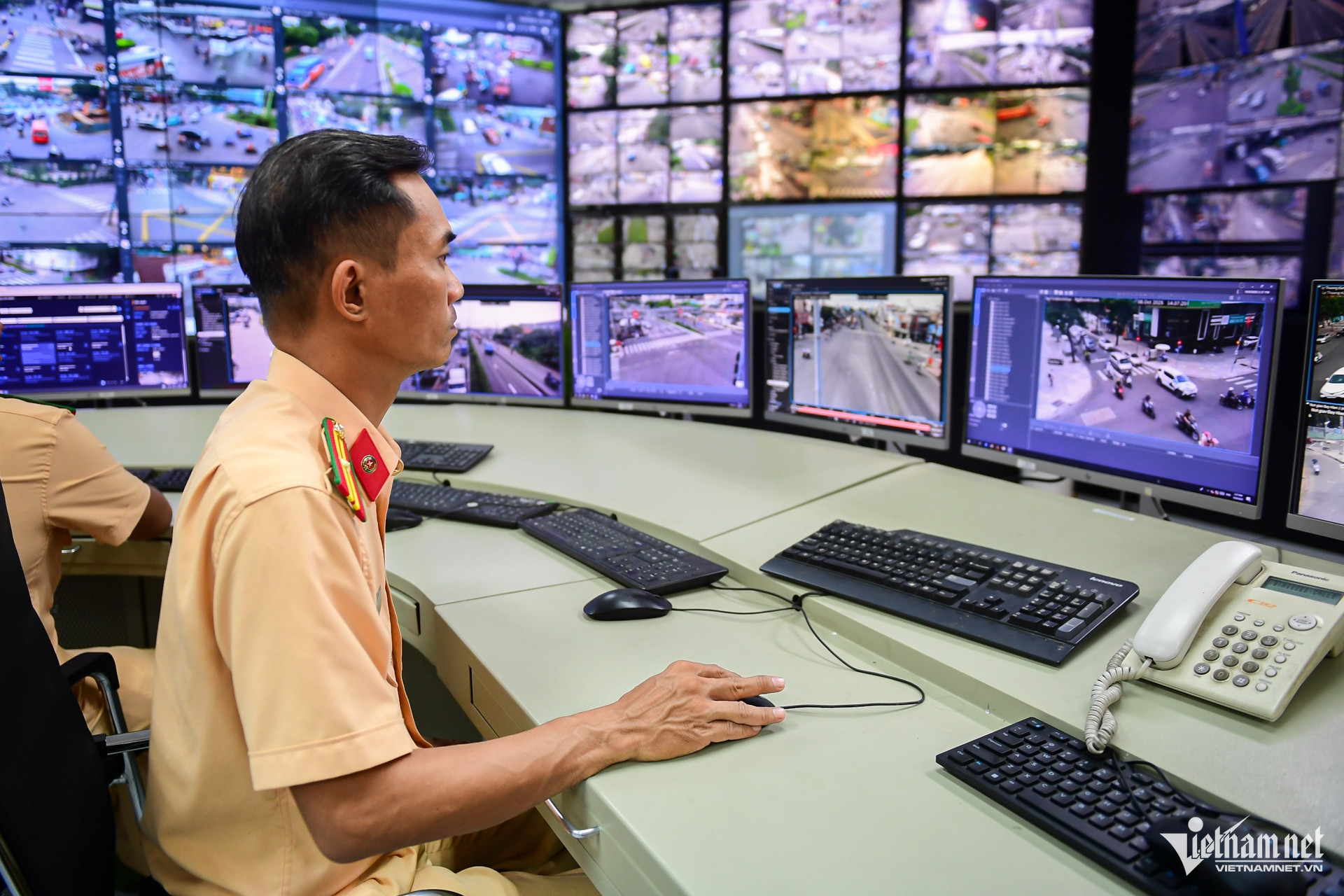 W-giao thông, phạt nguội nguyễn huế 17.jpg