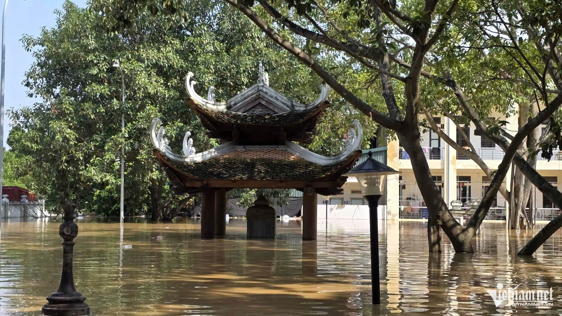 W-ngập làng thổ hà_10.JPG.jpg