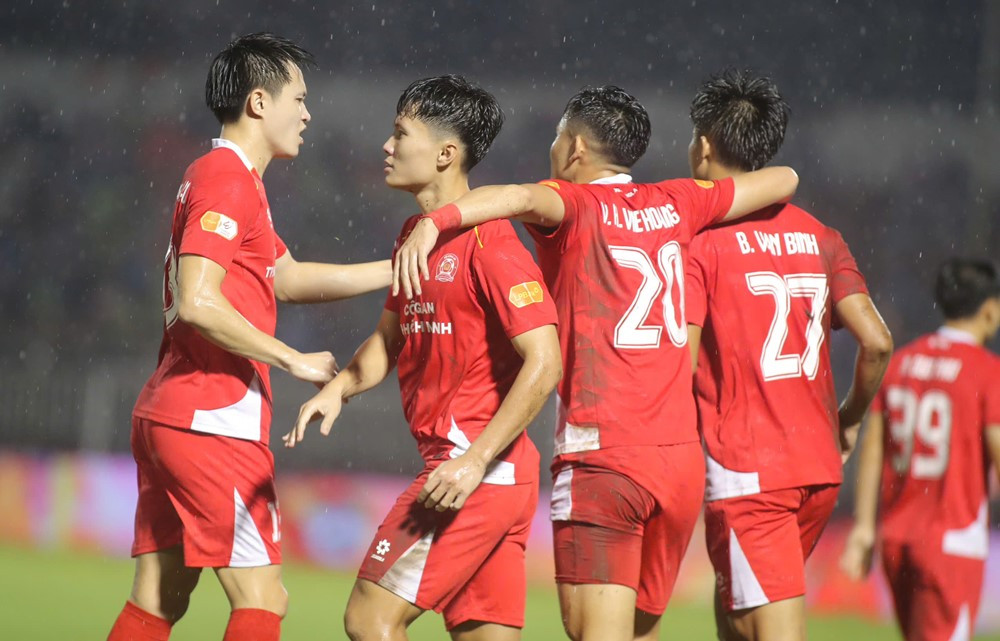 ca tphcm vs hai phong.jpg