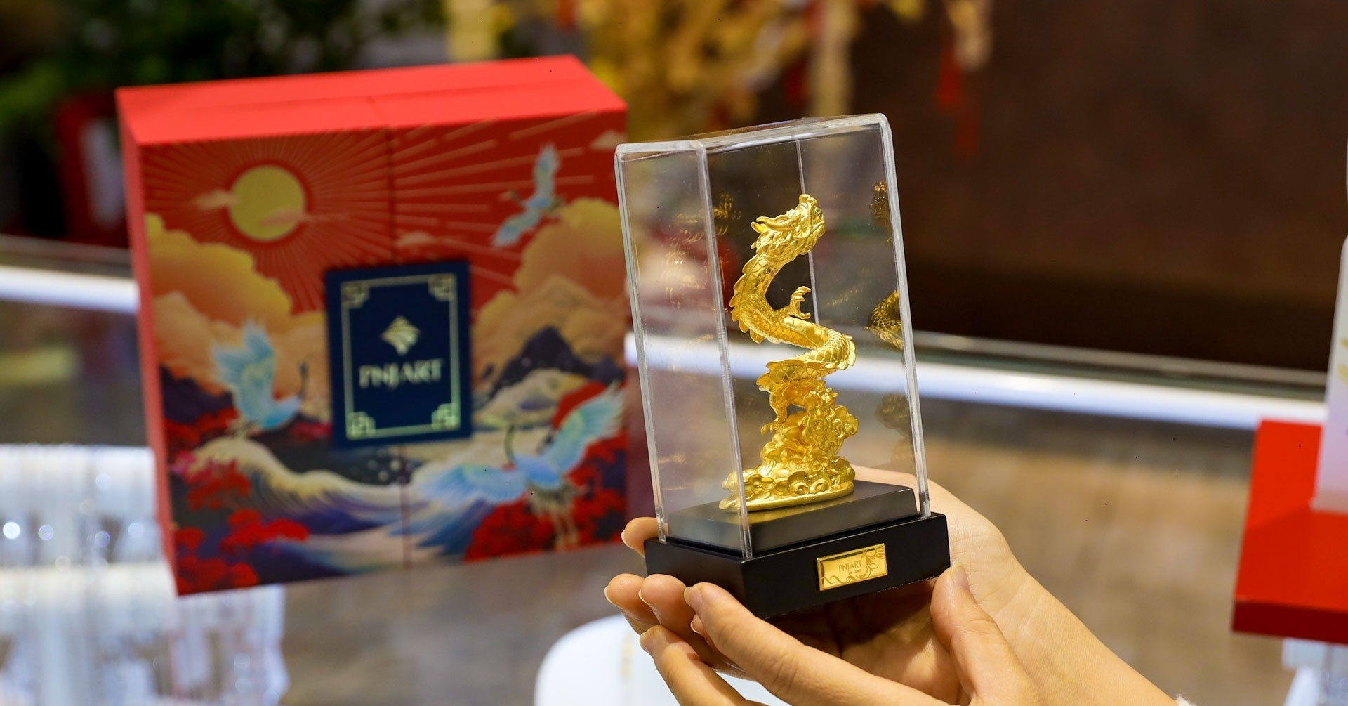 Giá vàng hôm nay 1/11/2025: 1 tháng vàng miếng ...