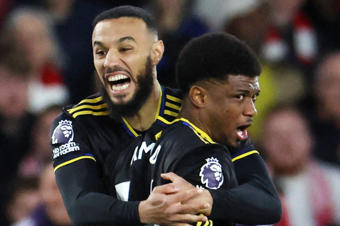 MU thoát thua Nottingham Forest nhờ siêu phẩm của Amad Diallo