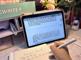 sinh vien doc sach.jpg