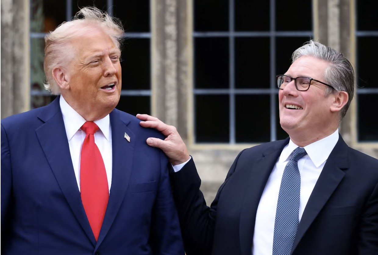 Tổng thống Mỹ Trump và Thủ tướng Anh Keir Starmer. Ảnh: EPA