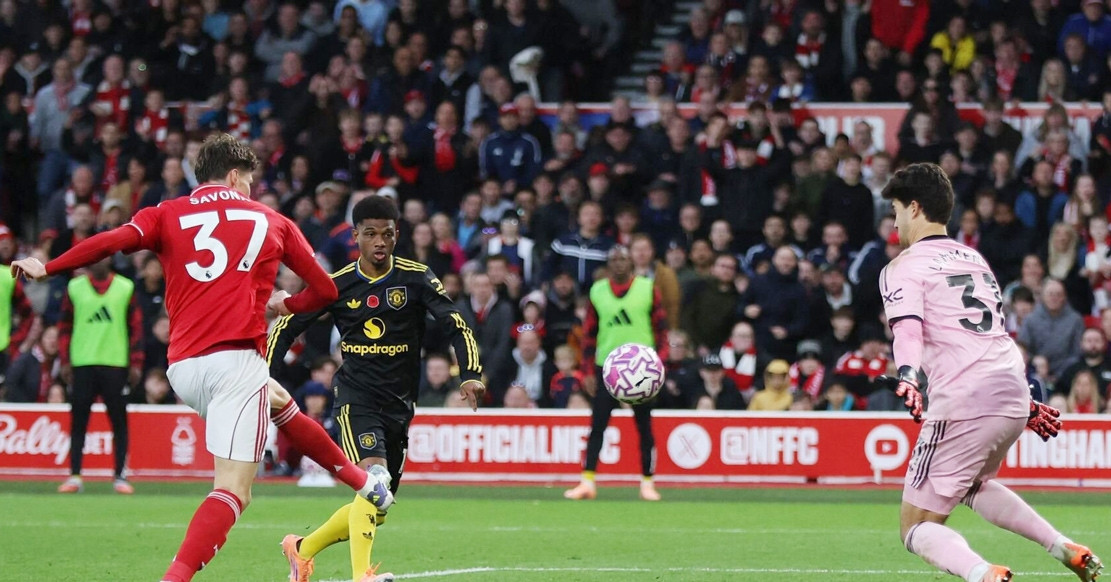 Trực tiếp Nottingham Forest 2-1 MU: Ngược dòng chớp nhoáng (H2)