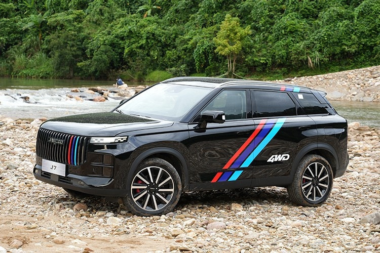 Xe SUV địa hình Jeacoo J7 AWD có giá 849 triệu, cạnh tranh với Subaru Forester