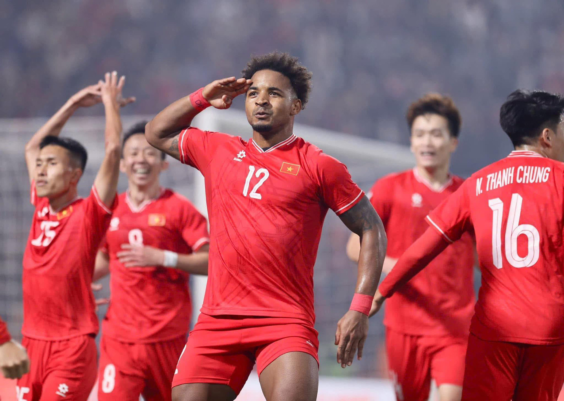 Tuyển Việt Nam: Nguyễn Xuân Son trở lại, cần HLV Kim Sang Sik toan tính