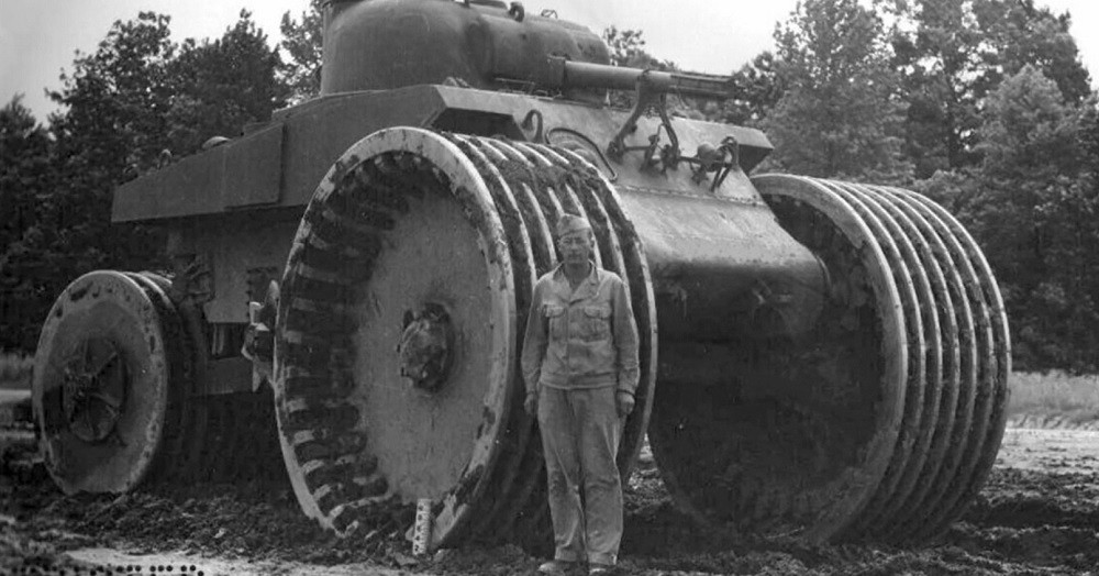 Cận cảnh cỗ xe tăng 3 bánh khác lạ của Mỹ trong Thế Chiến II