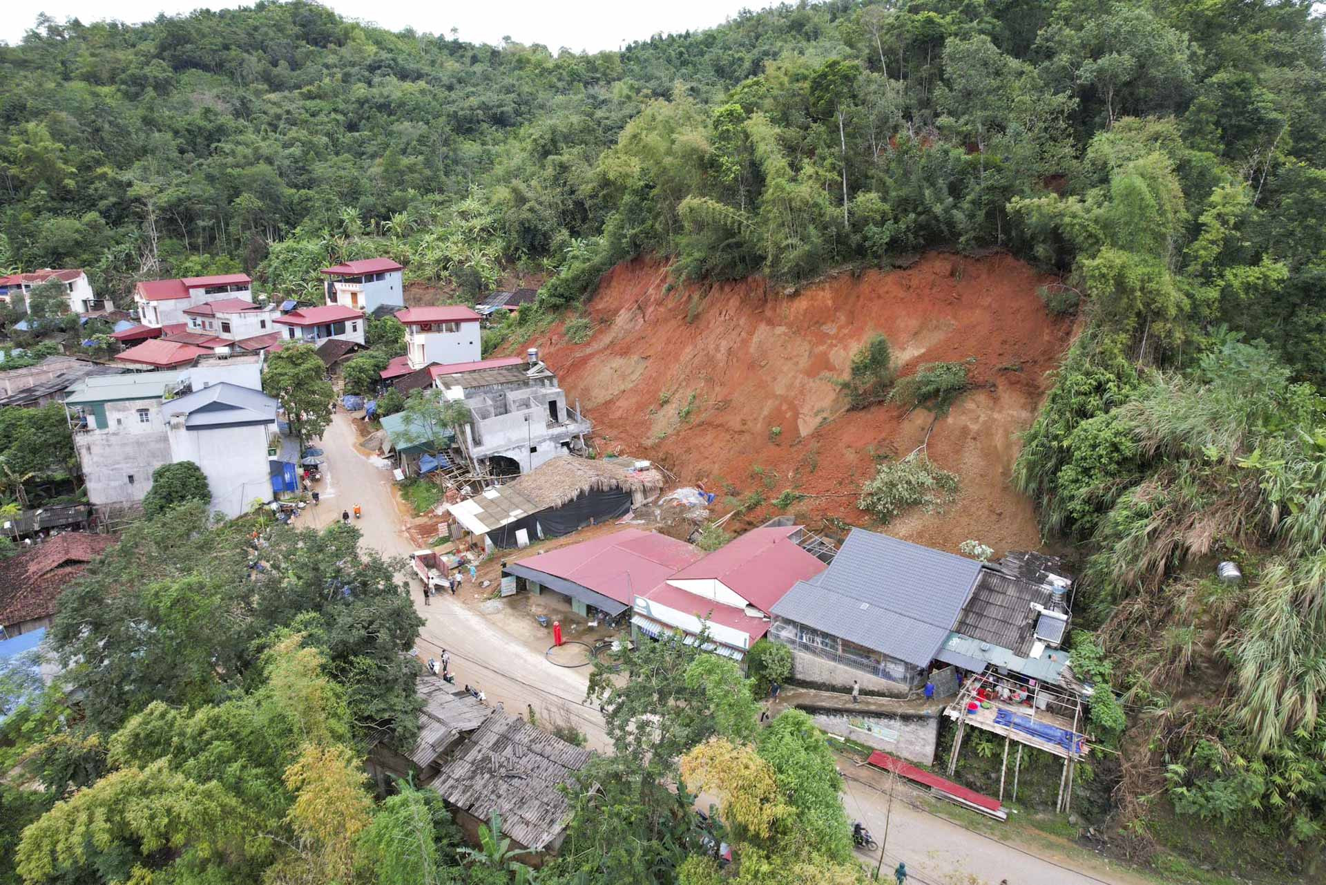 lừa đảo chiếm đoạt tài sản_5.JPG.jpg