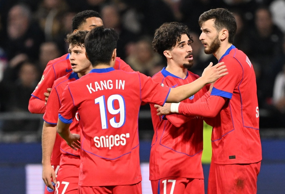 PSG thắng nghẹt thở Lyon ở phút cuối