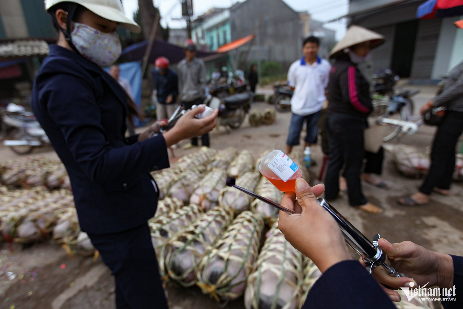 W-Chợ phiên Lộc Bình 10.jpg