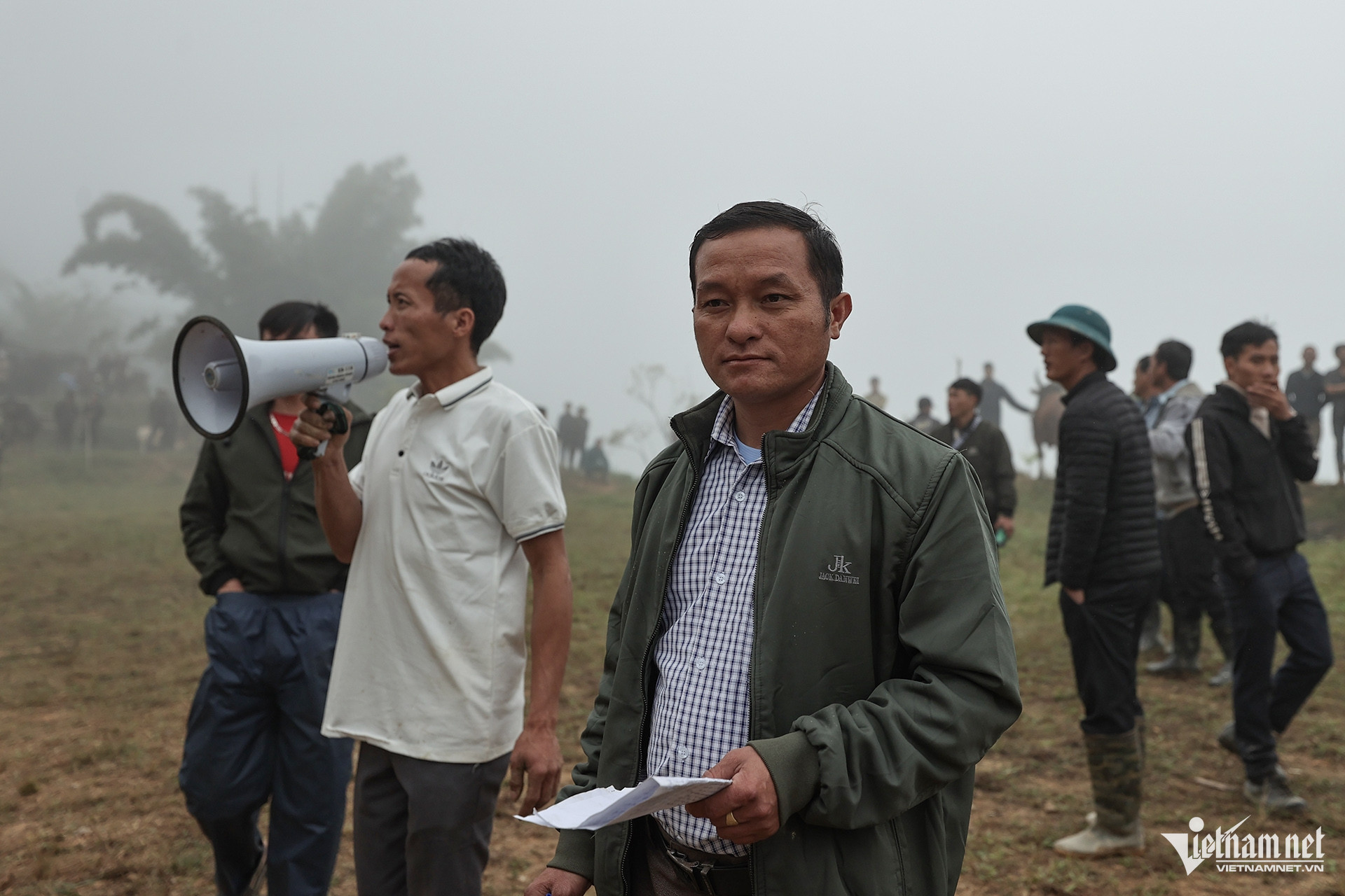 W-Hội bò chận 8.jpg