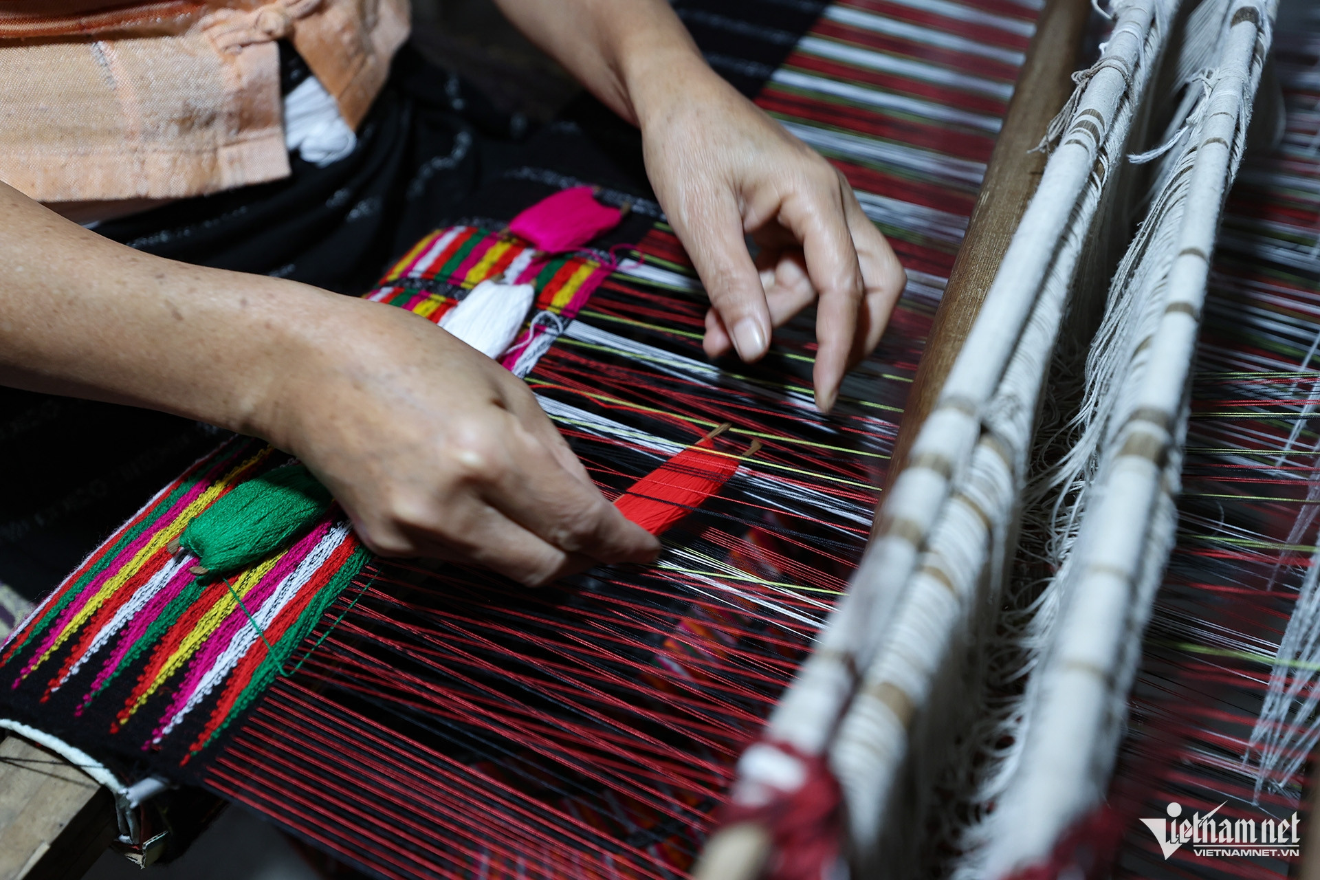 W-Nghề dệt thủ công dân tộc Thái 6.jpg